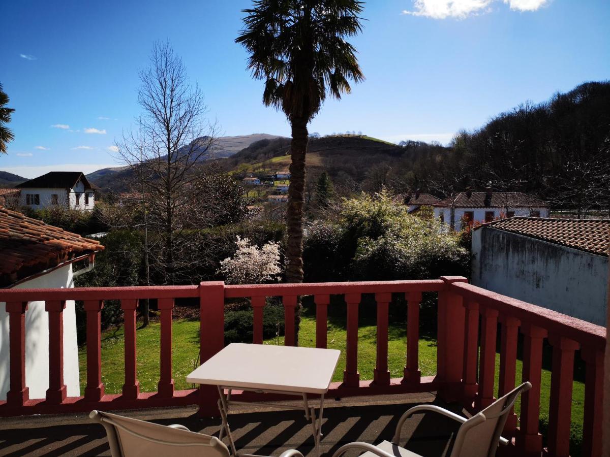 Chalbonia Bed & Breakfast Louhossoa Exterior foto